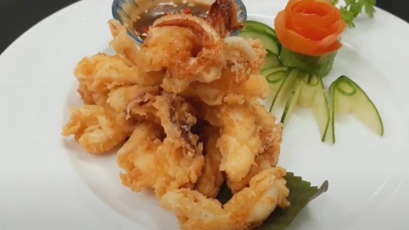 Mực một nắng chiên giòn tan hấp dẫn